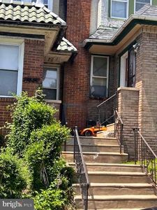 5006 Stenton Ave