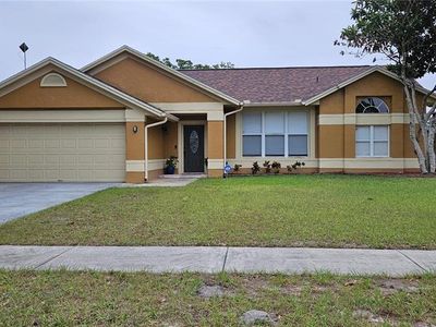 8135 Cloverglen Cir