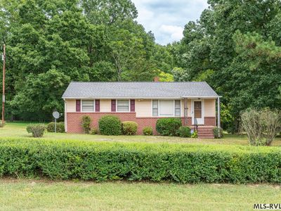 1388 Lewis Dr
