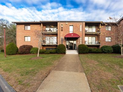 221 Oak St APT 4-31