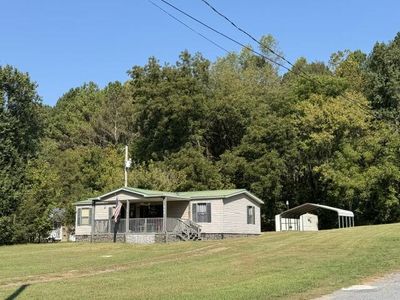 862 Reed Pond Rd NW