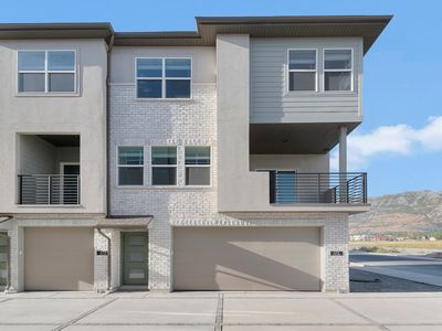 572 N Buffalo Grass Ln