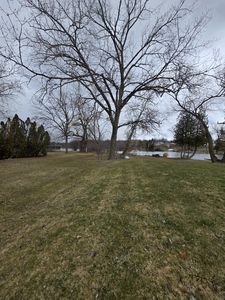 641 Dunleavy Dr