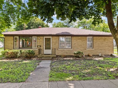 104 S Maple Ave