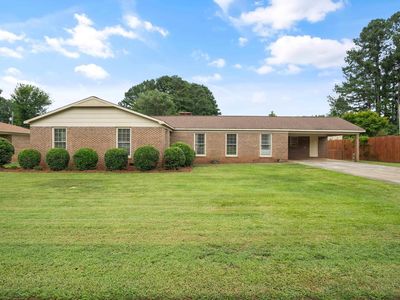 2329 Valley Ln