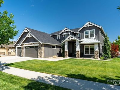 2598 E La Grange Dr