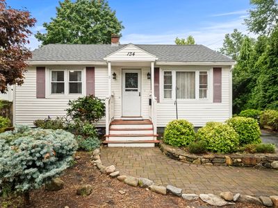 Property at 134 Marshall Ave, Lowell, MA