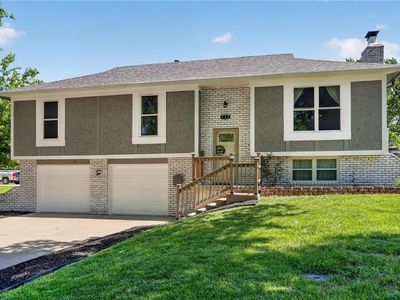 Property at 134 S 3rd Ct, Lansing, KS