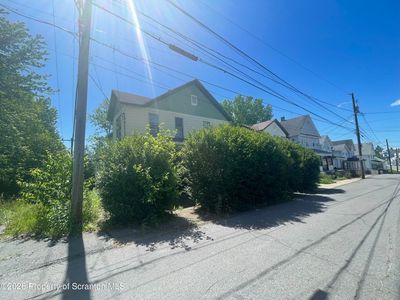 1001-1003 Acker Ave
