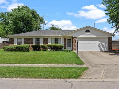 Property at 227 Cambridge Dr, Fairborn, OH