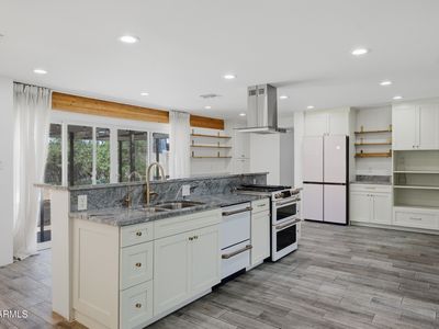 6128 N 16TH Place