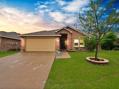 5705 Talons Crest Cir