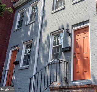 406 George St