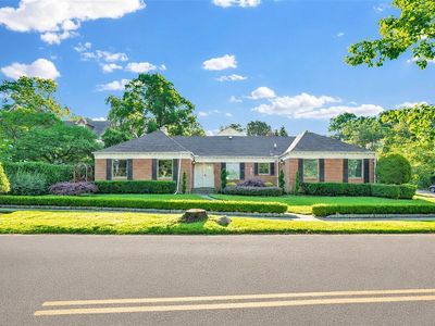 105 Park Ln