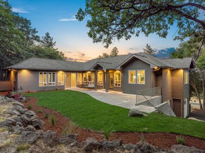 6734 Coopers Hawk Rd