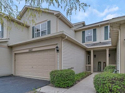 1847 S Wentworth Cir