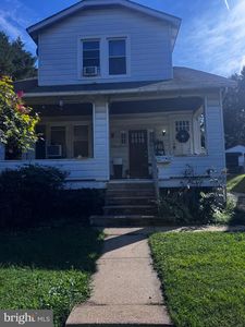 4007 Fleetwood Ave