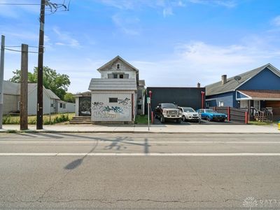 812 Xenia Ave