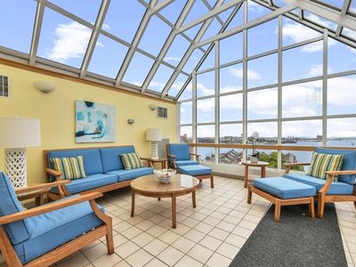 350 North St #404