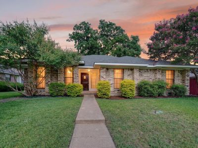 806 Lake Meadows Cir