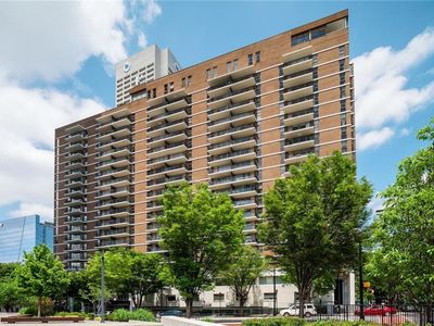 620 Peachtree St NE APT 2011