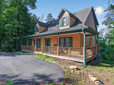 14 Vickie Way