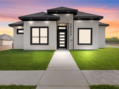 5700 N Playa Del Sol St