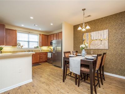 5205 Nuthall Dr UNIT 102