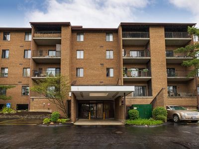 3004 Glenmore Ave Unit 104