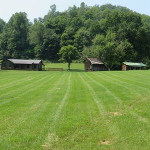8925 Homestead Rd