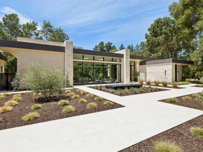 241 Georgia Ln