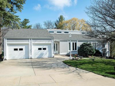 736 Greenfield Ave