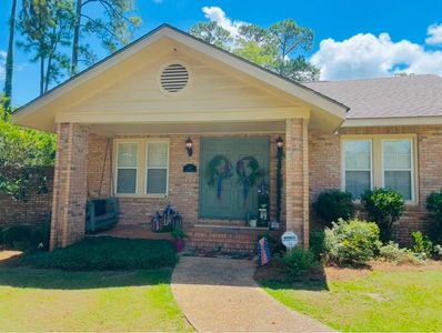 160 Fountain Dr