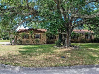 3533 Crestwood Ct
