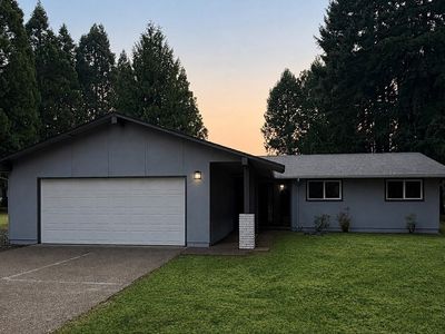 28016 Green Oaks Dr