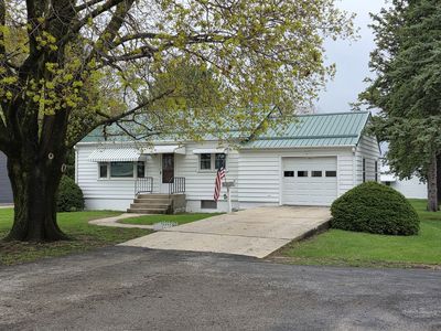 60 Grove St