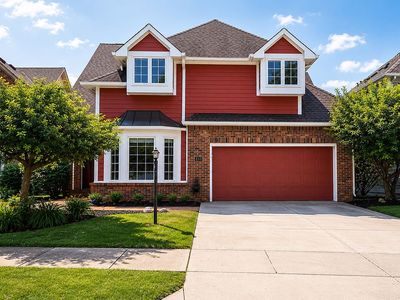 220 Chamberlain Cir