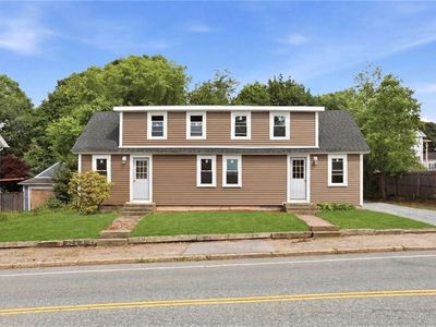 65 New London Ave