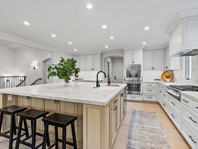 1025 Sombrero Rd