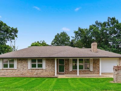925 Nelson Dr