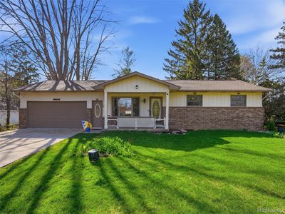 49455 Schoenherr Rd