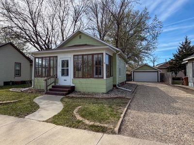 124 9th St SE