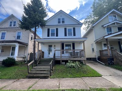 959 W 25th St
