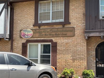 1313 E 48th St APT 4