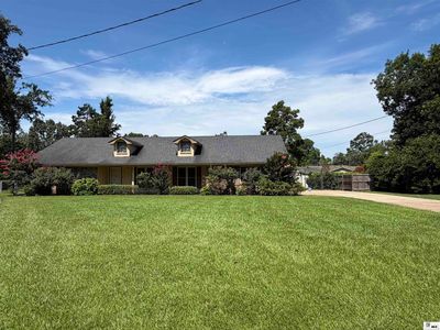 Property at 18 Longwood Dr, Monroe, LA