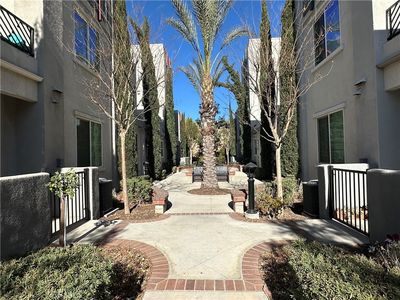 106 Eureka Pl