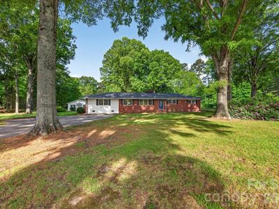 3229 Zelda Ln
