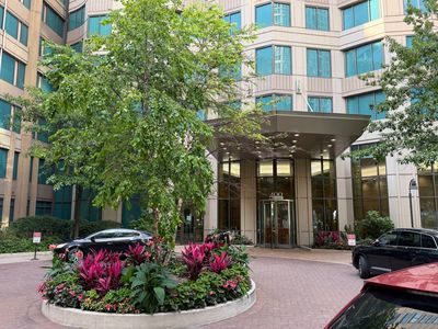 400 N La Salle Dr APT 1103