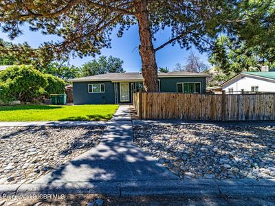318 S Mesa Verde Ave