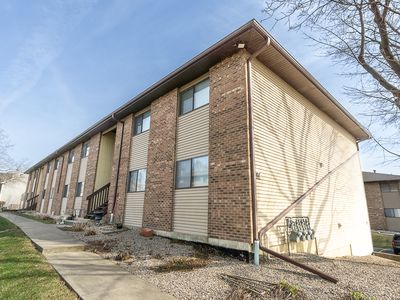 381 S Collins St APT B